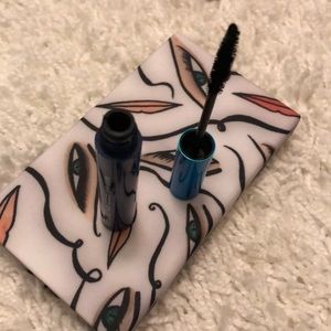 MAC Gigablack Mascara